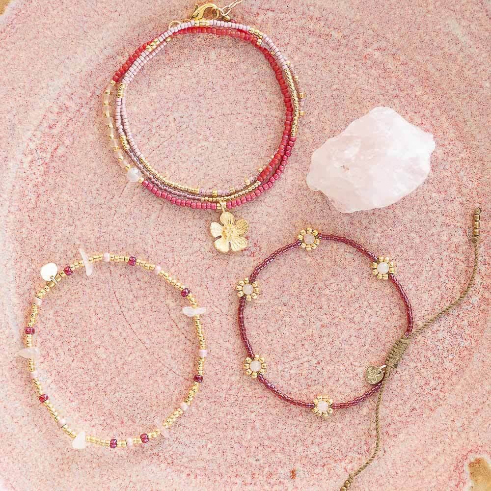A Beautiful Story, Adventurous Rose Quartz Necklace Gold Covered A Beautiful Story