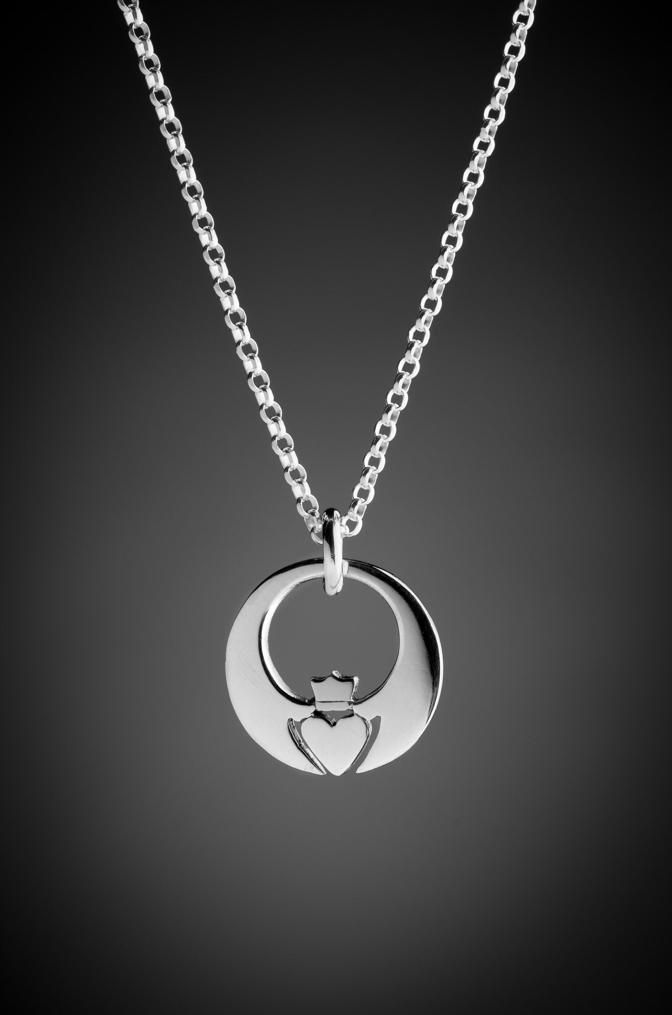 Claddagh Design, Silver Claddagh Pendant