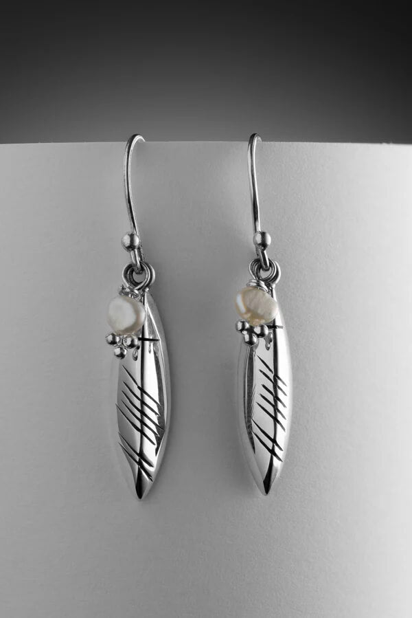 Claddagh Design, Grá Earrings With Pearl
