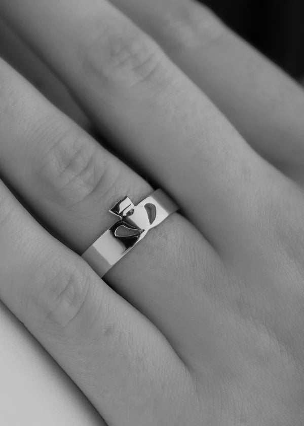 Claddagh Design, Two Tone Contemporary Claddagh Ring