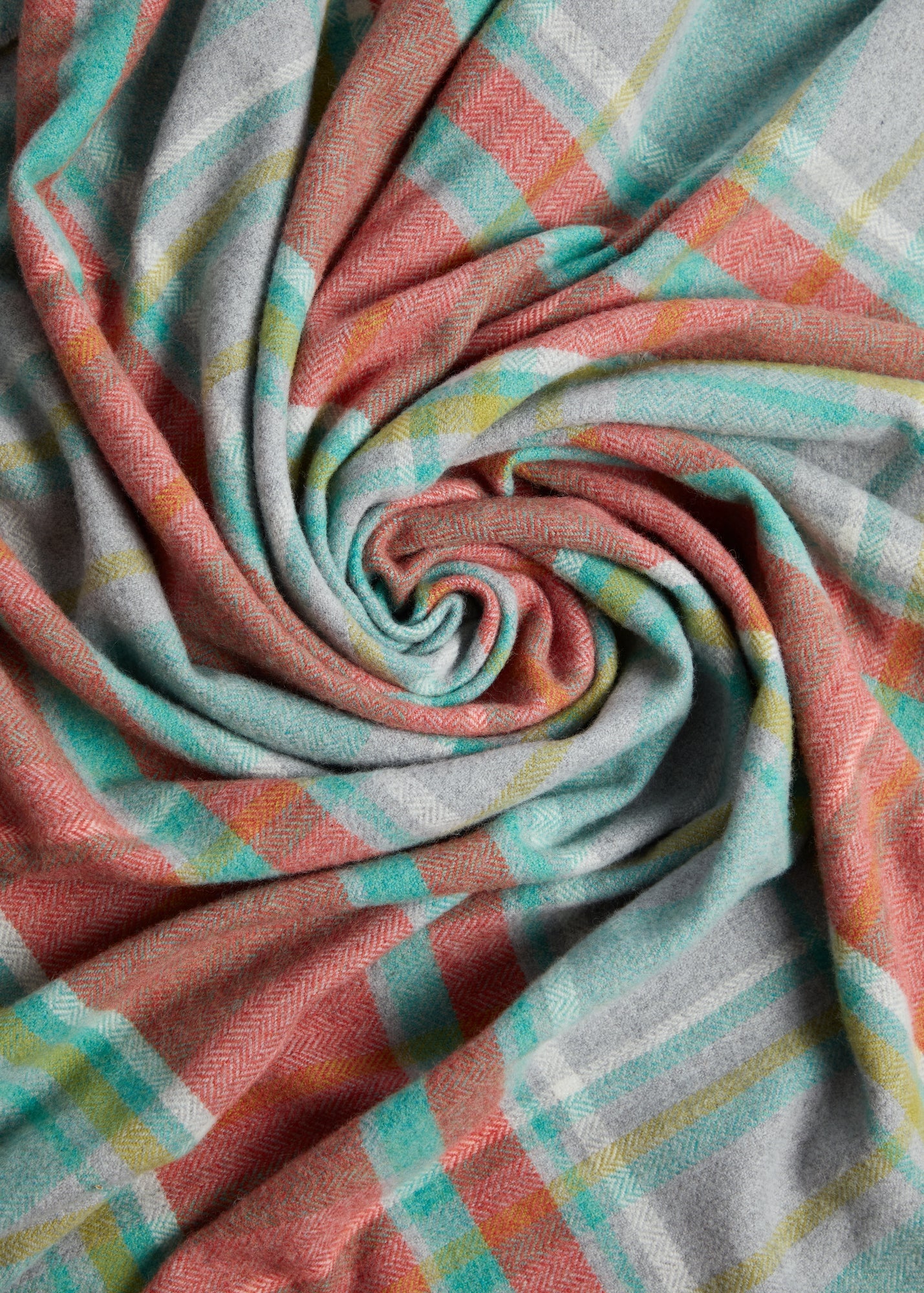 Foxford, Spraoi Lambswool Throw Foxford