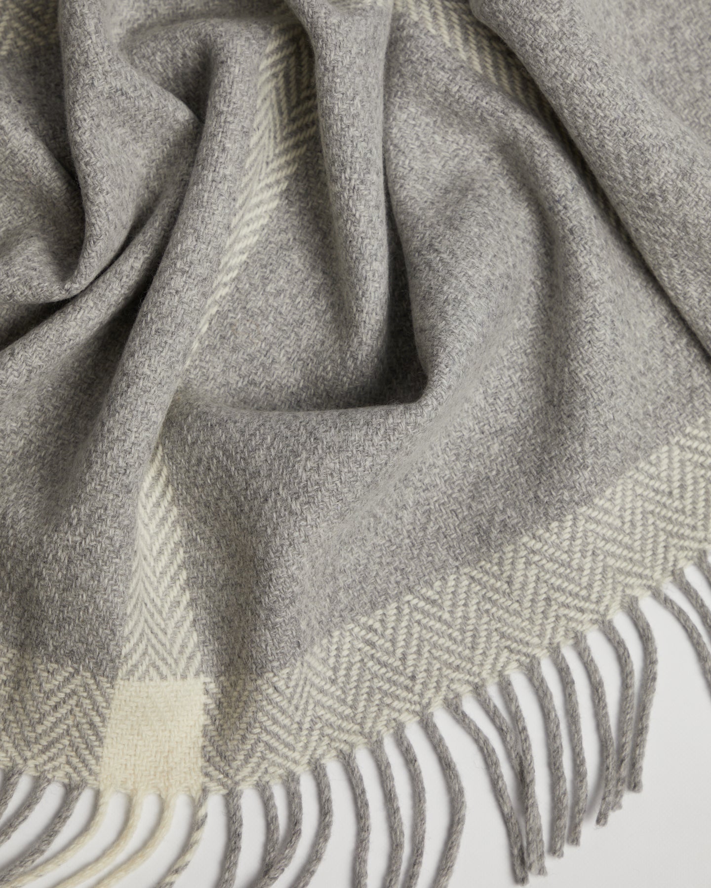 Foxford, Dunes Cashmere and Lambswool Throw