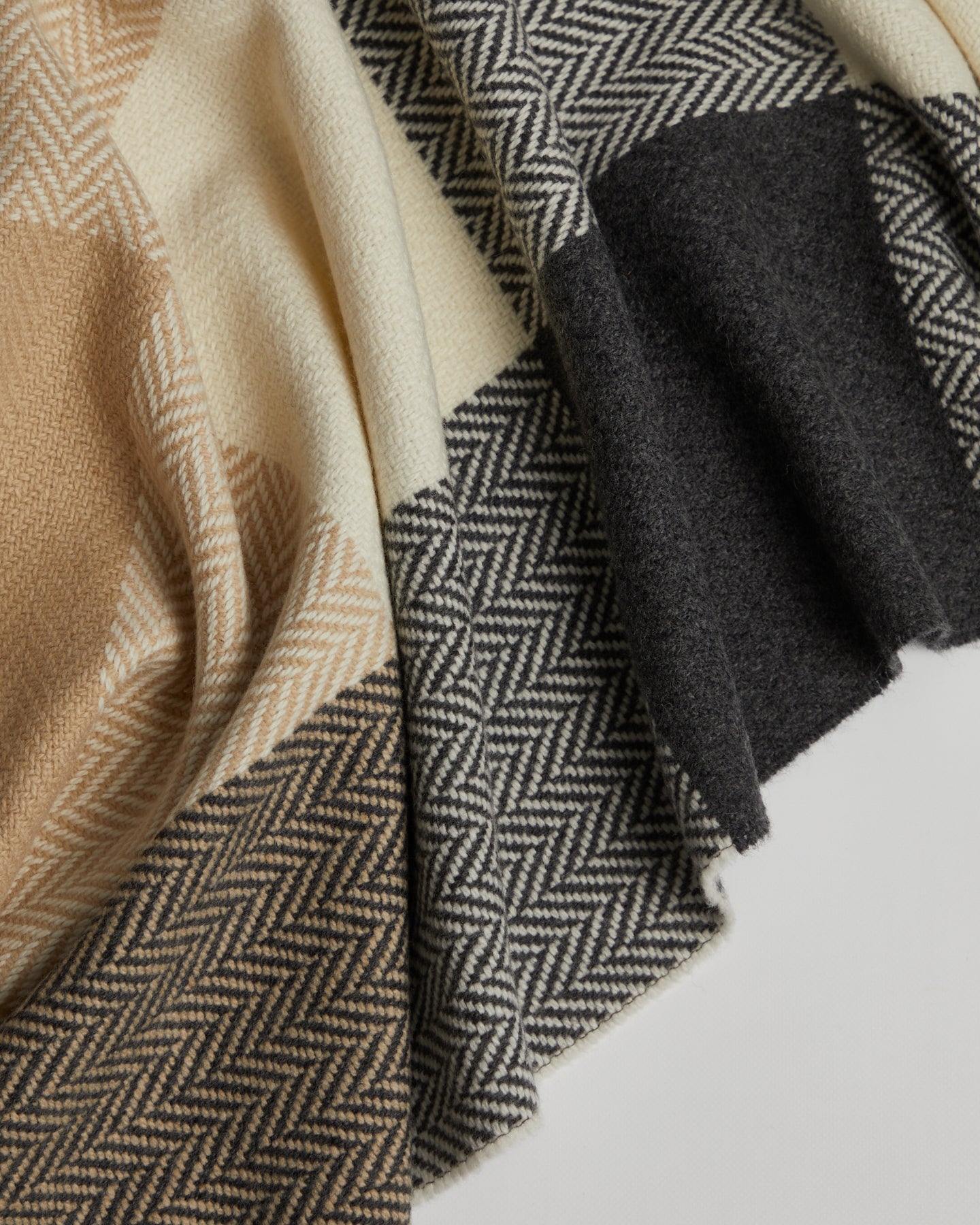 Foxford, Lacken Cashmere and Lambswool Throw