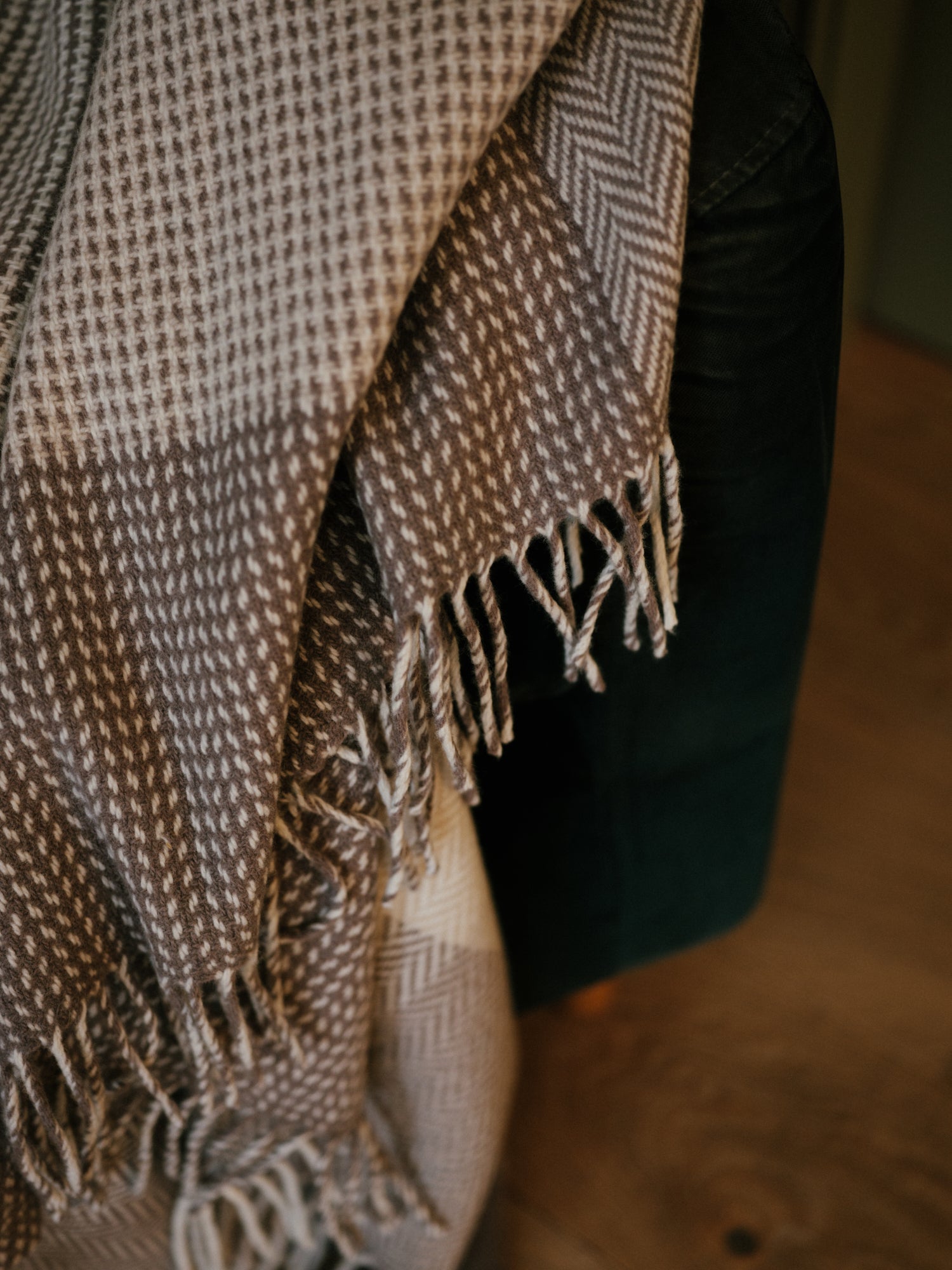 Foxford, Dún Briste Cashmere and Lambswool Throw