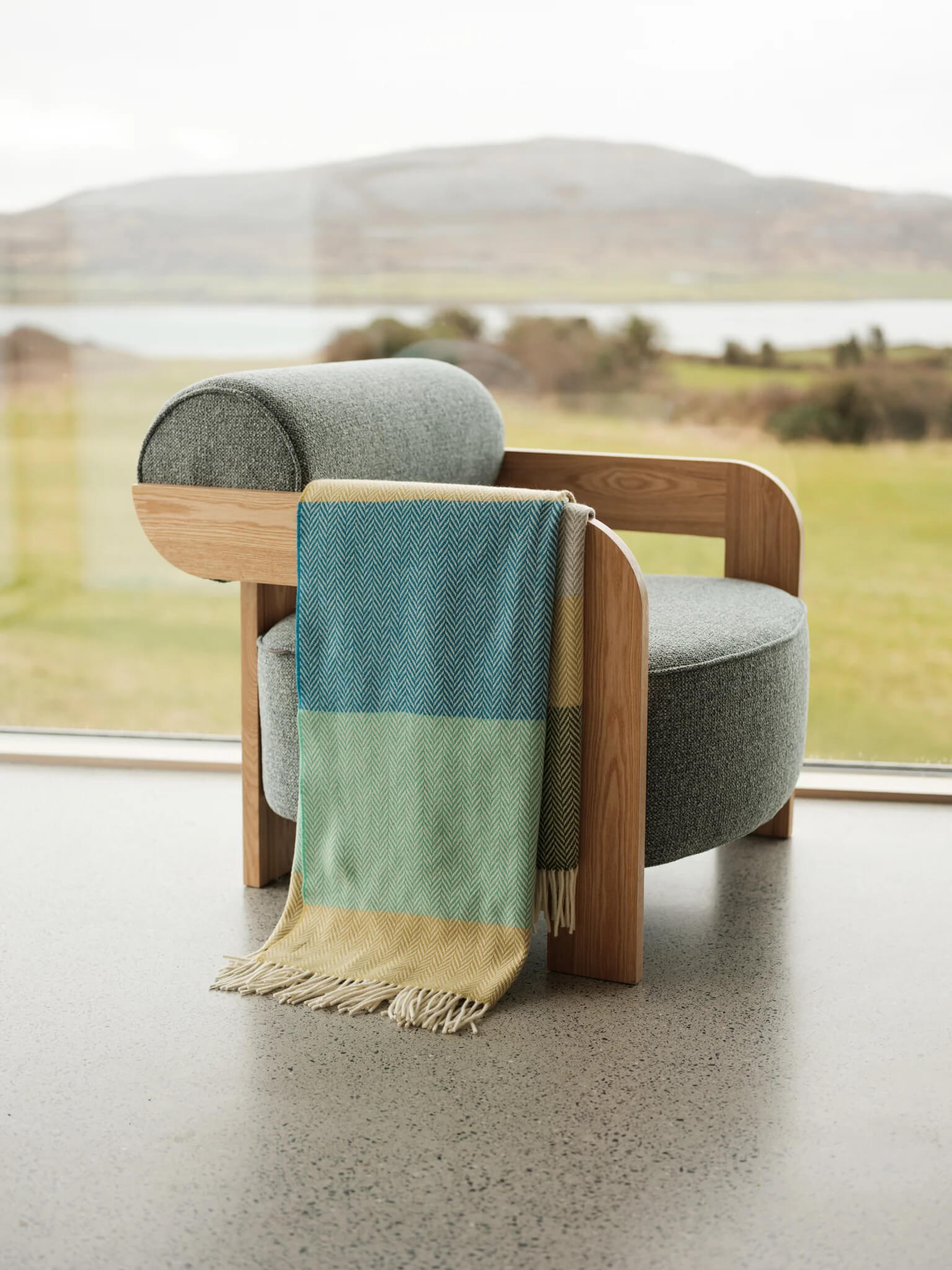 Foxford, Garavogue Cashmere and Lambswool Throw