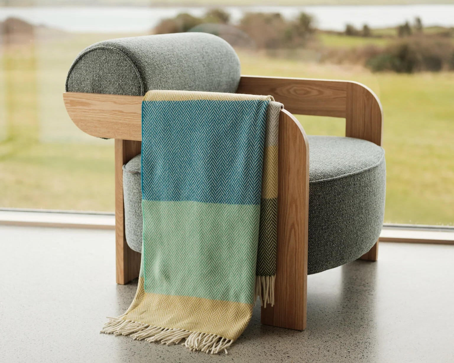 Foxford, Garavogue Cashmere and Lambswool Throw
