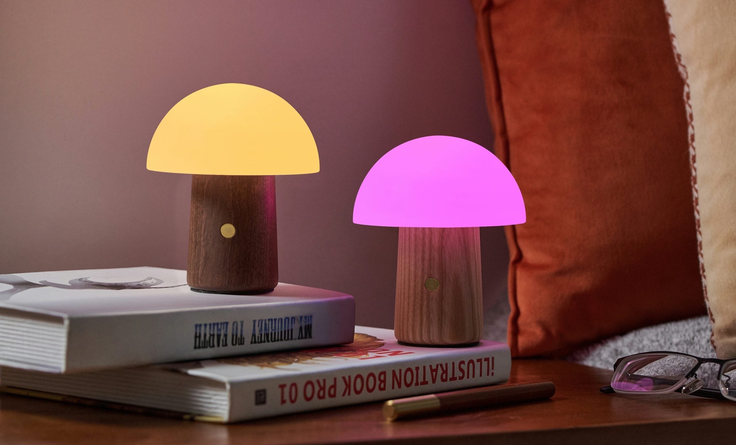Gingko, Mini Alice Mushroom Lamp White Ash