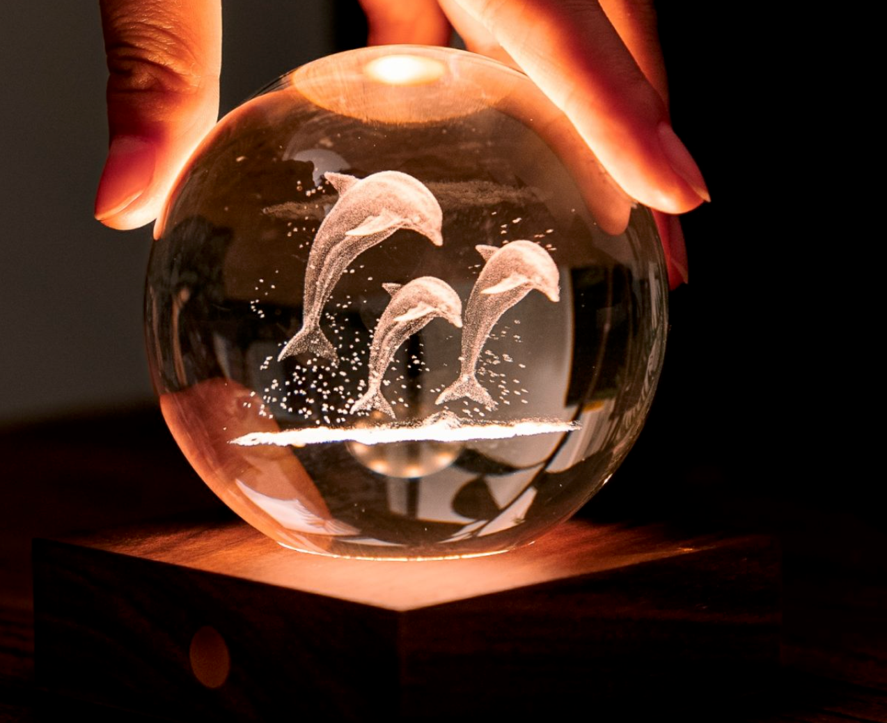 Gingko, Jumping Dolphin Amber Crystal Light Gingko