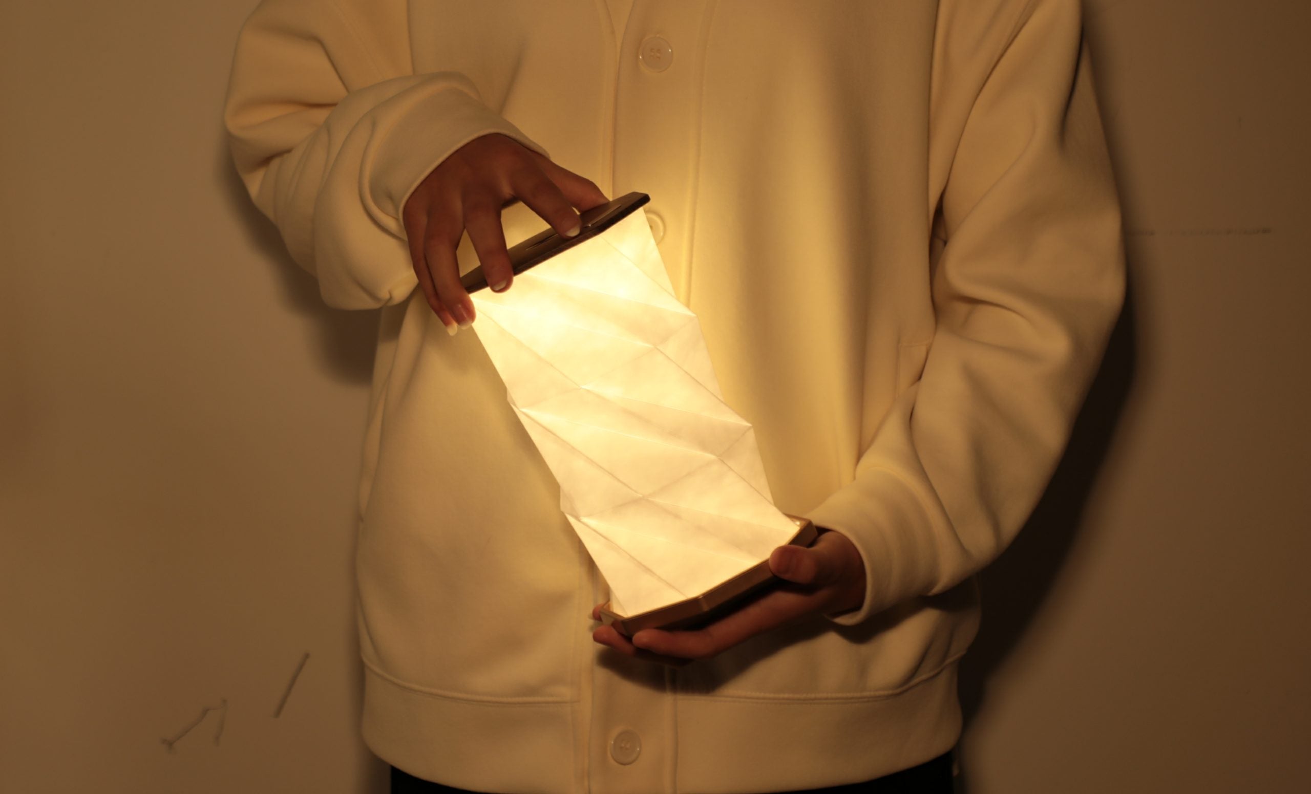 Gingko, Twist Hexagon Lamp - Walnut