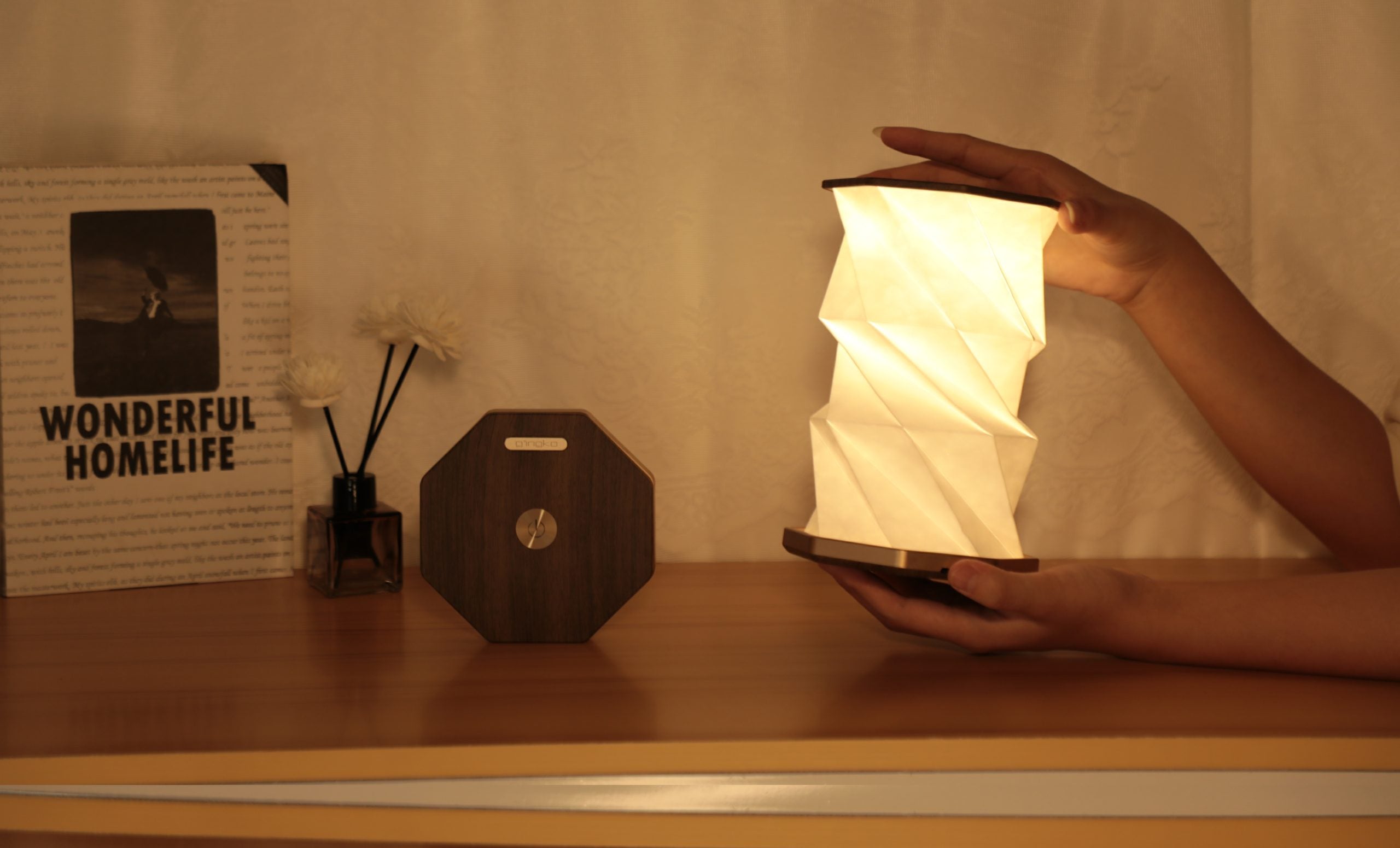 Gingko, Twist Hexagon Lamp - Walnut