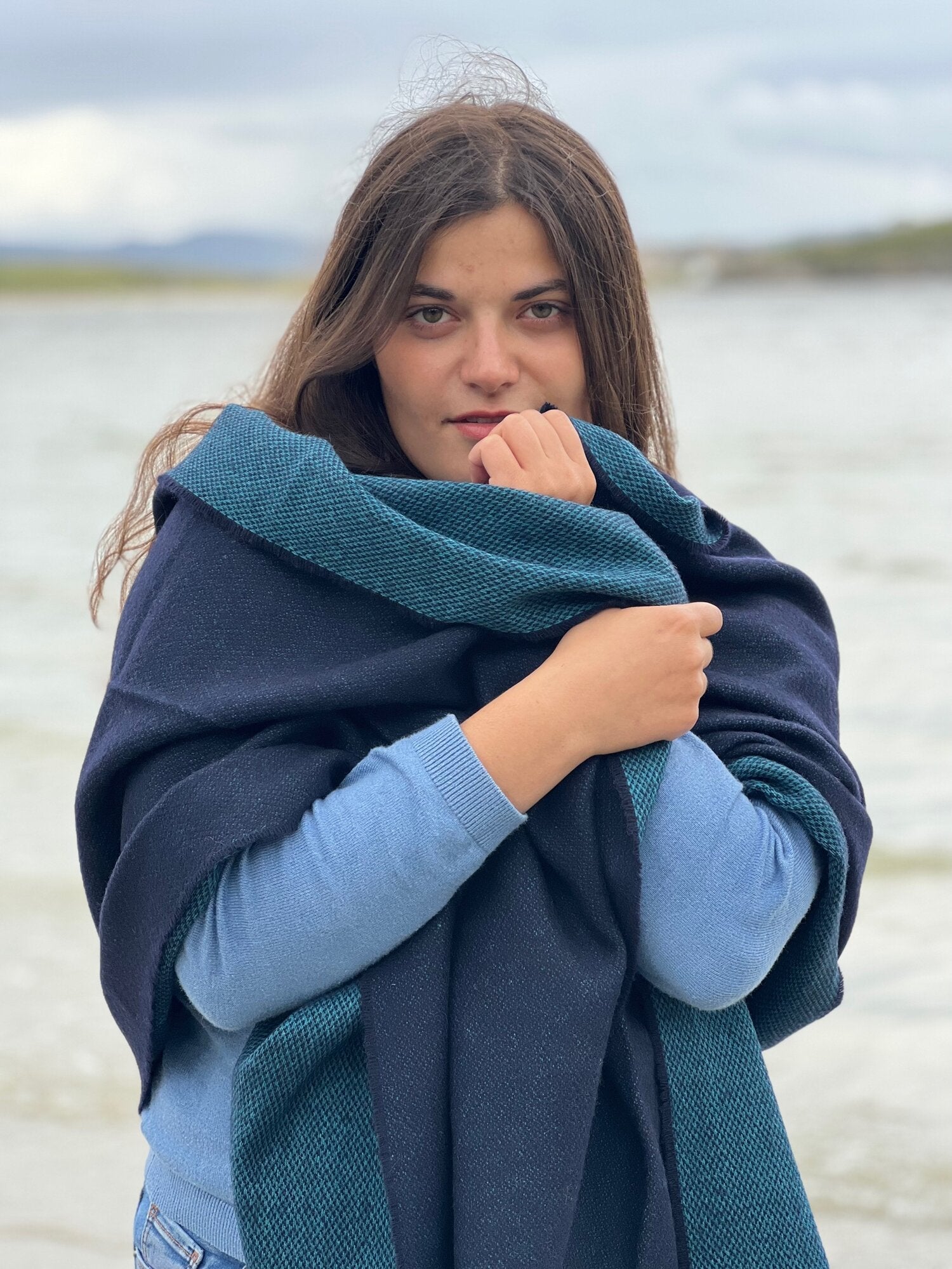 McNutt of Donegal, Sapphire & Turquoise Pashmina McNutt of Donegal