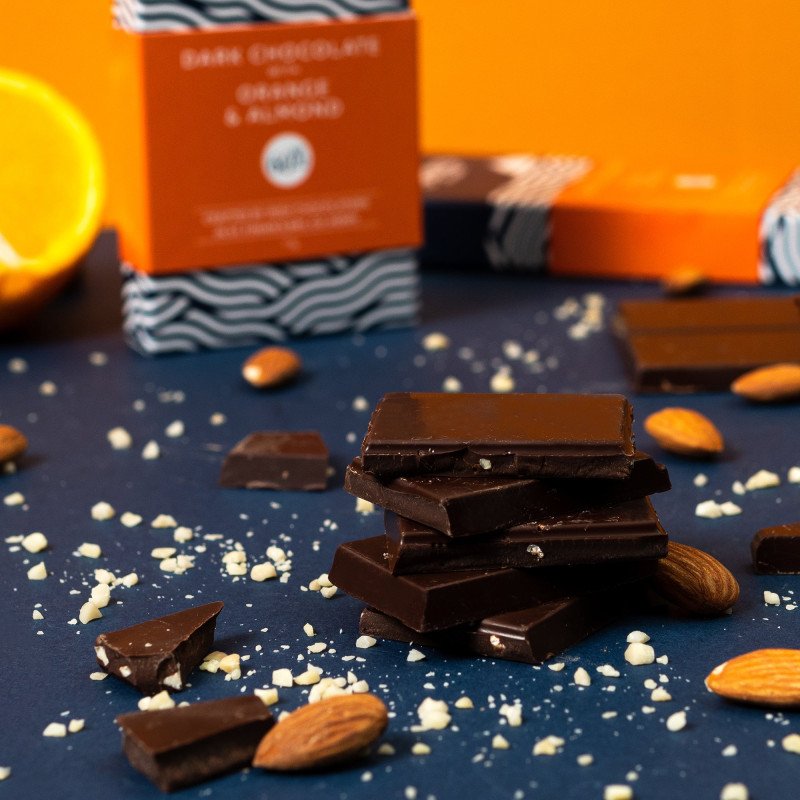 Skelligs, Orange & Almond Dark Chocolate Bar