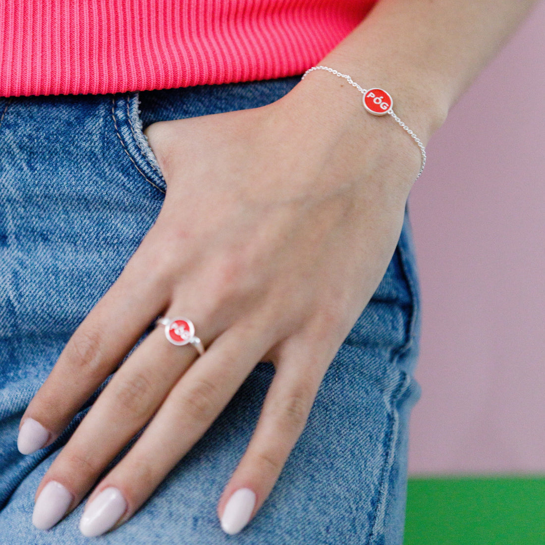 Melissa Curry, Spinning Bracelet - Red Melissa Curry