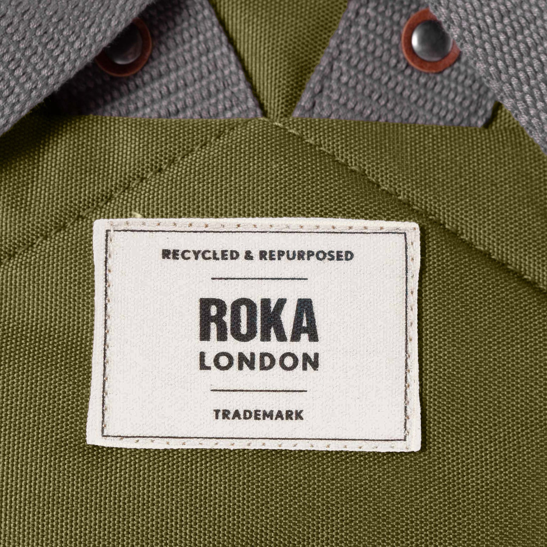 Roka, Finchley A Recycled Canvas Medium Moss