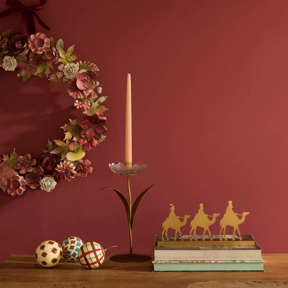 Three Kings on a Camel