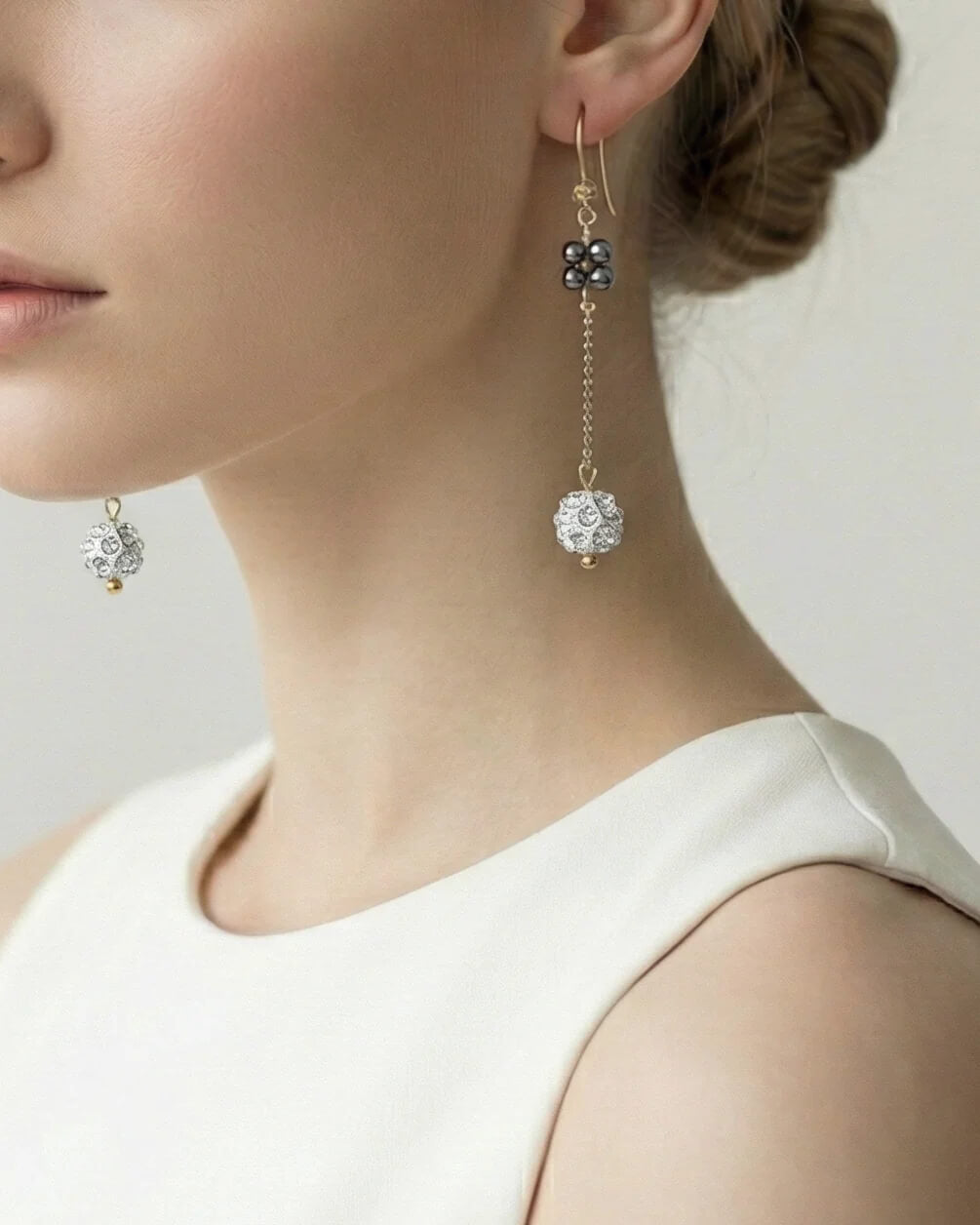 Vivien Walsh, Lisa Earrings