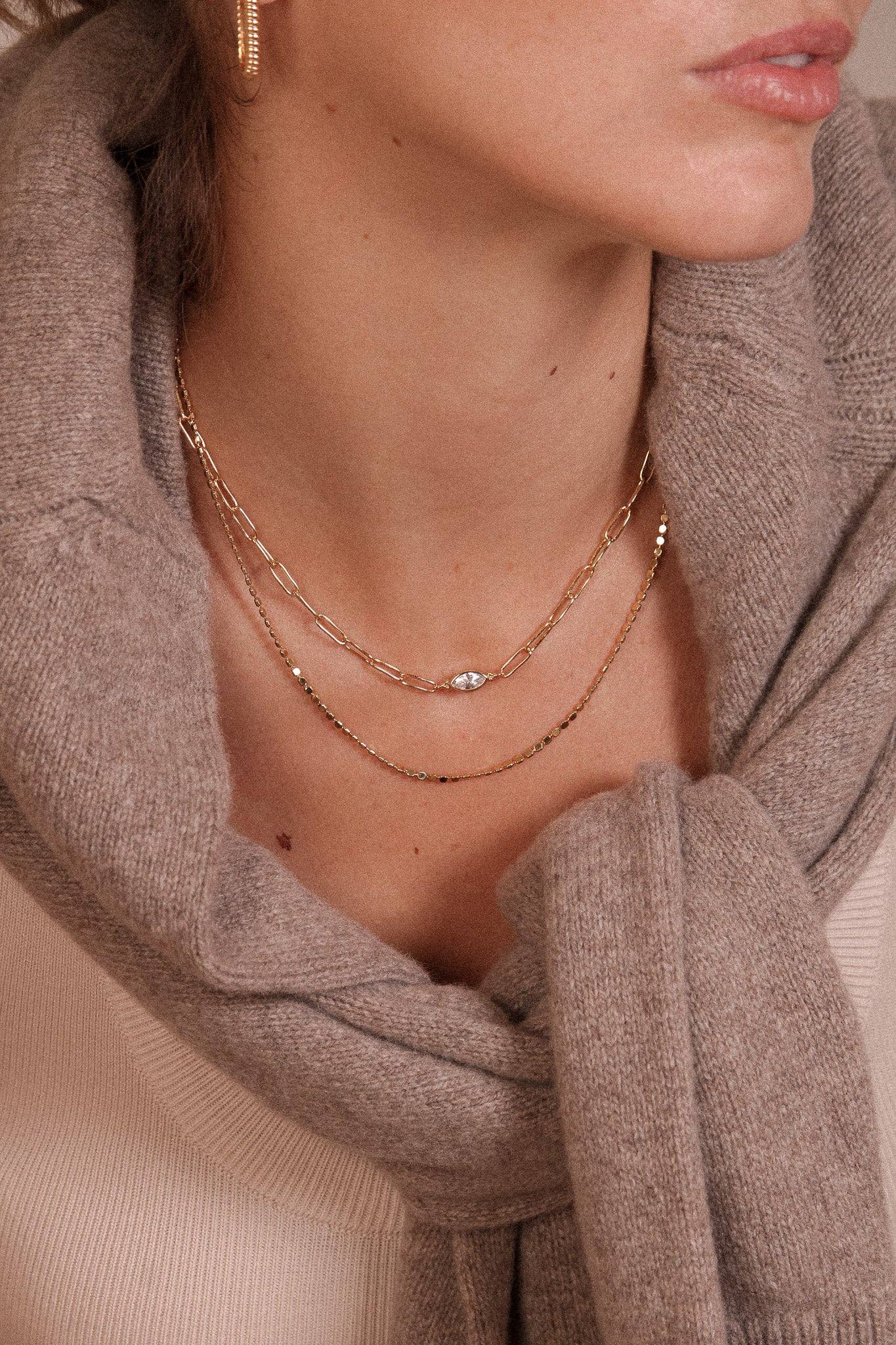 Waekura, Alma necklace- White