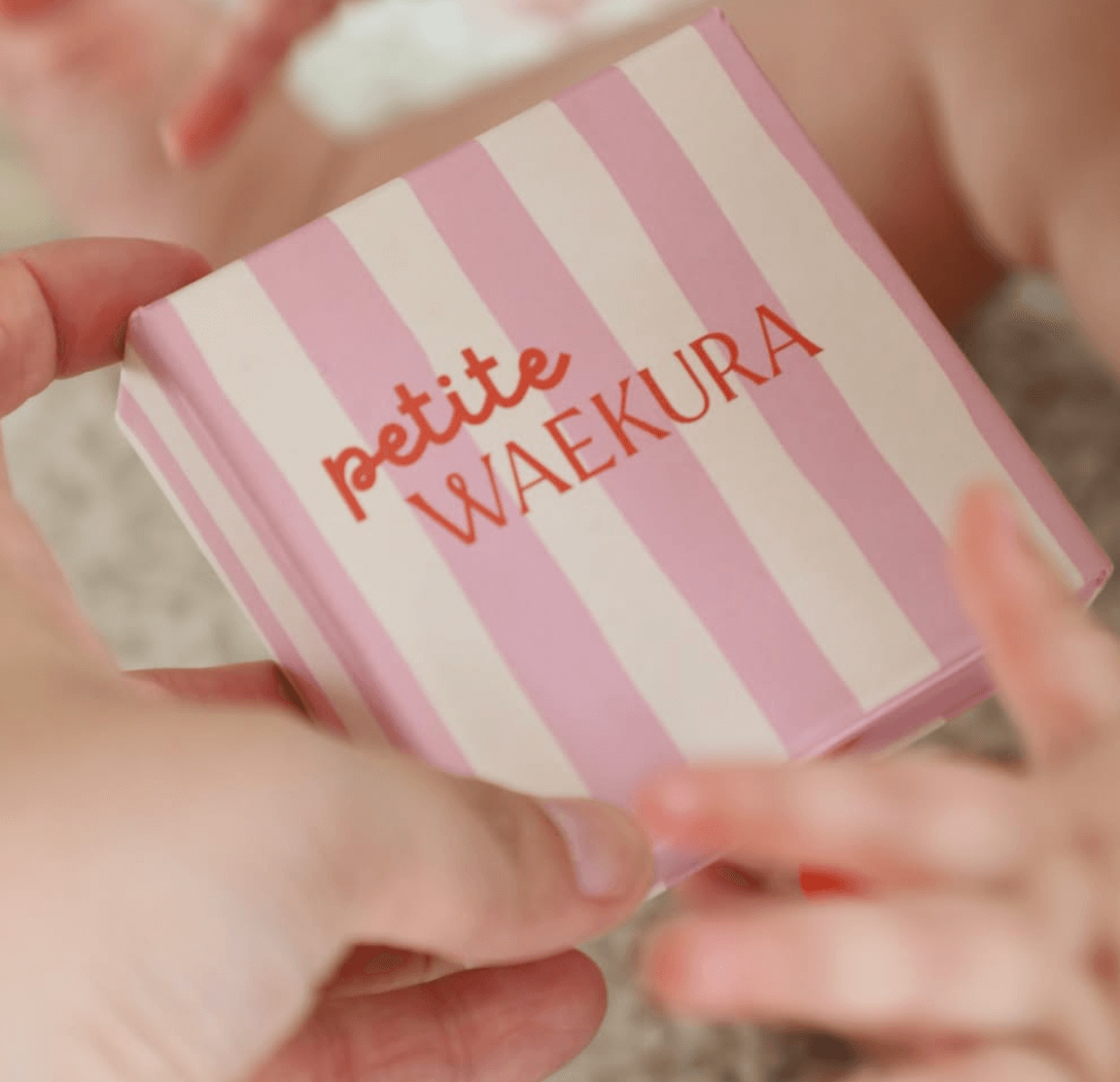 Waekura, Butterfly Ring