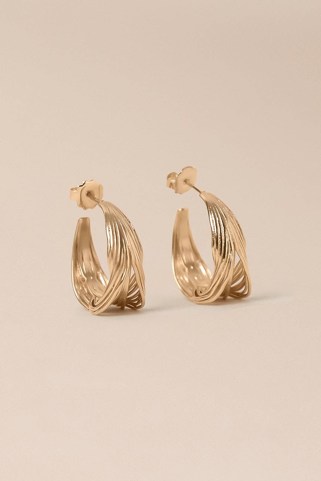 Waekura, Esmée earrings1