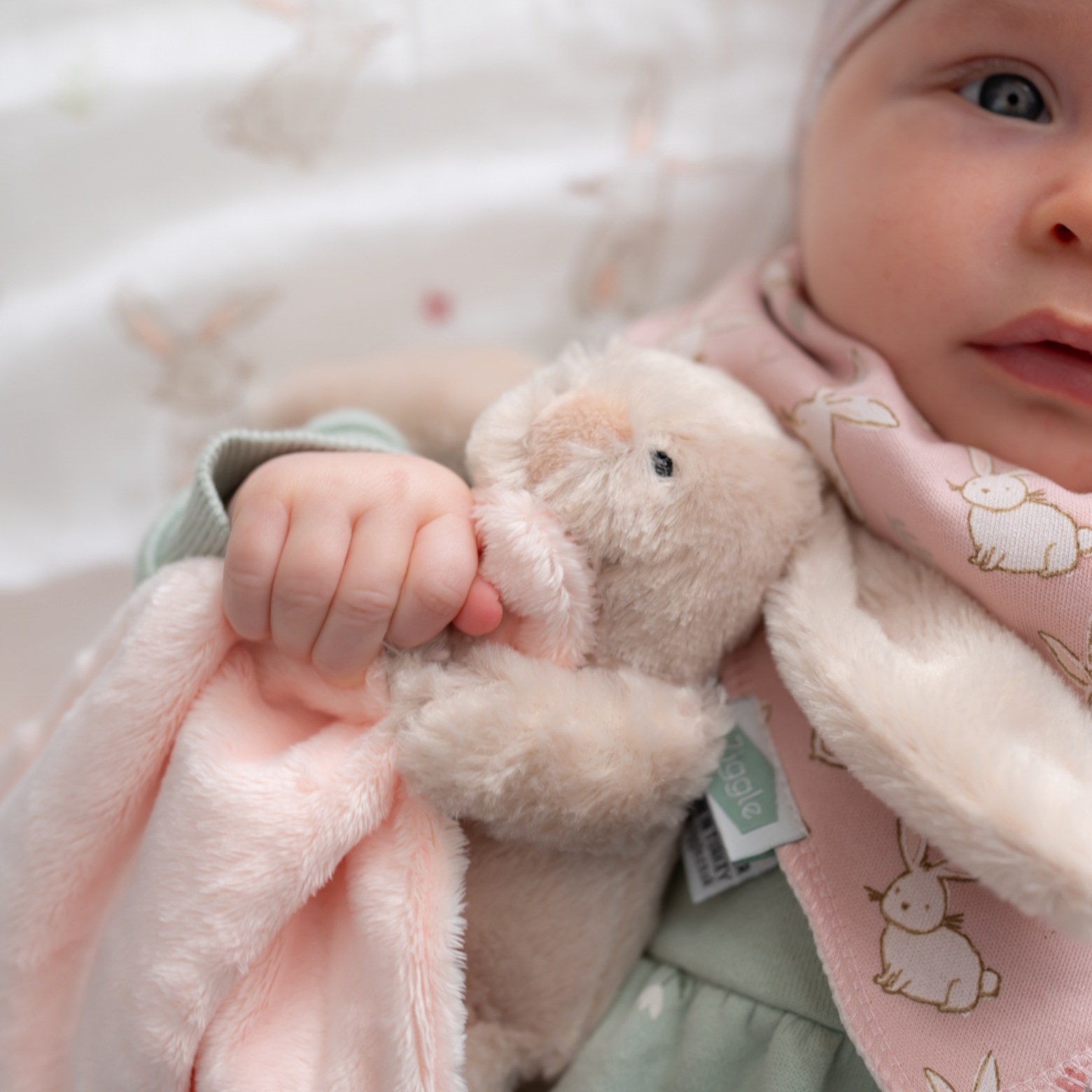 Ziggle, Beige Bunny Comforter Blanket