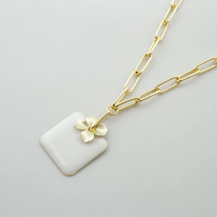 Vivien Walsh, Gisele Necklace White Vivien Walsh