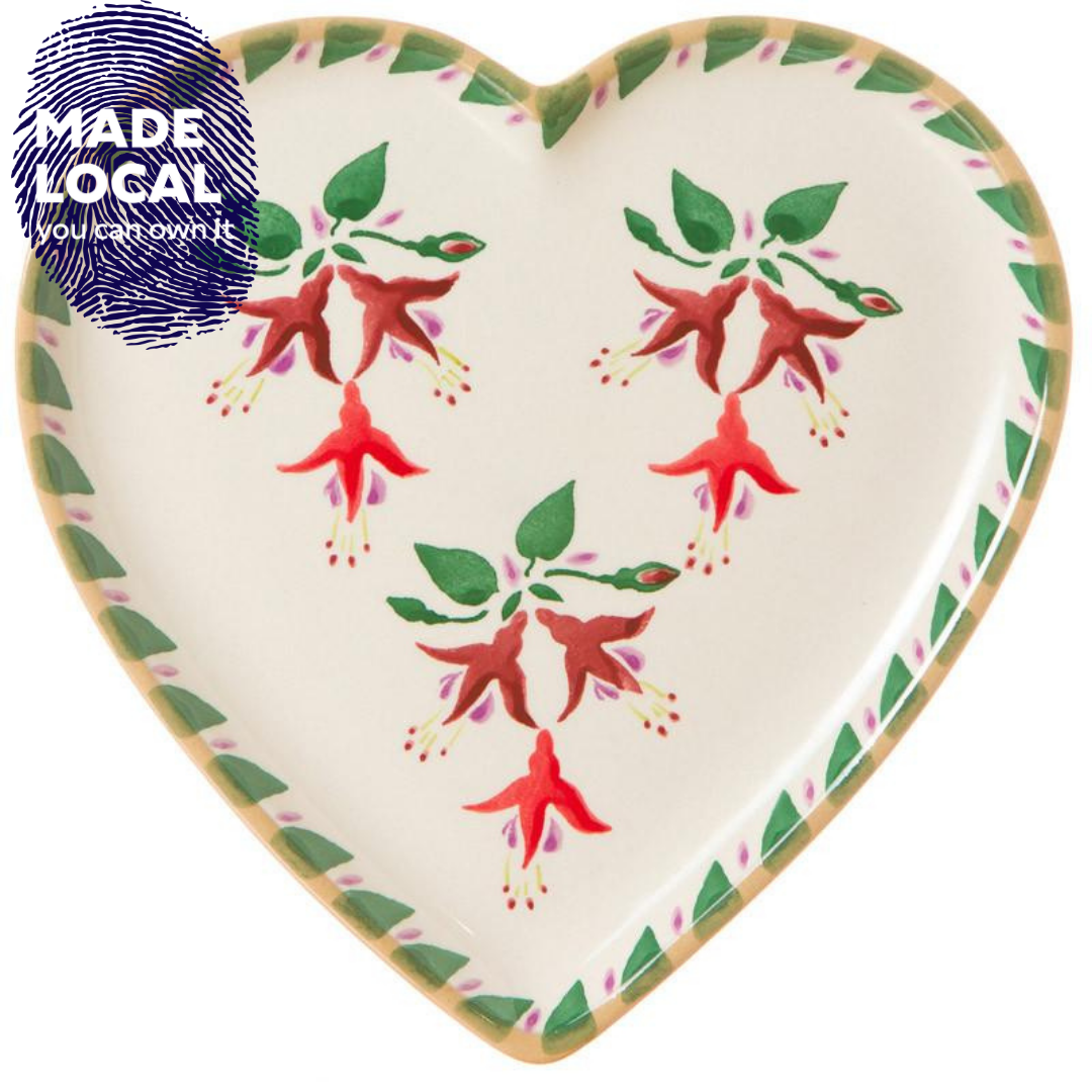 Nicholas Mosse, Fuschia Medium Heart Plate Nicholas Mosse