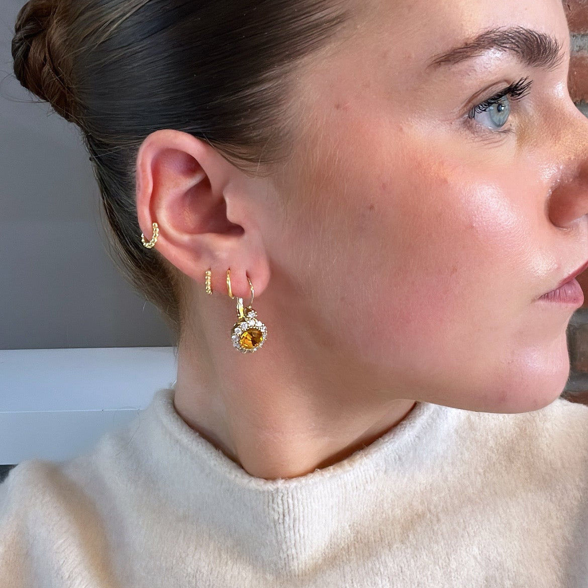 Azure, Vintage Lou Lou Mustard