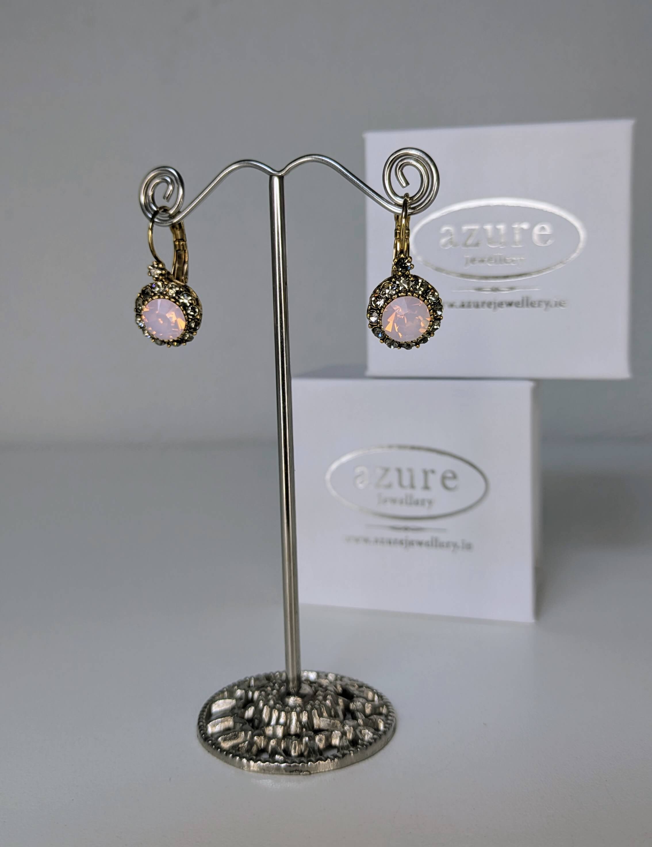 Azure, Vintage Lou Lou Light Pink