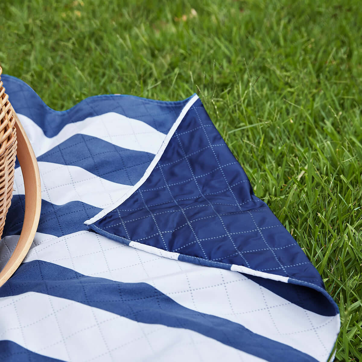 Dock and Bay, Picnic Blanket - Large Whitsunday