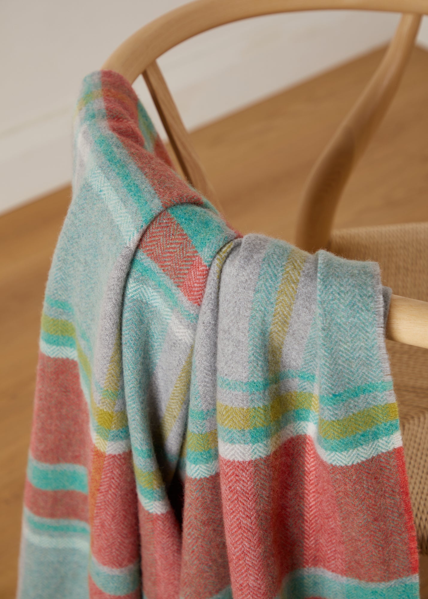 Foxford, Spraoi Lambswool Throw Foxford