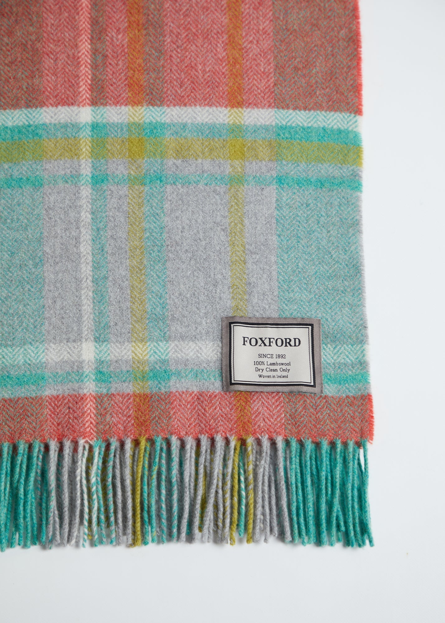 Foxford, Spraoi Lambswool Throw Foxford
