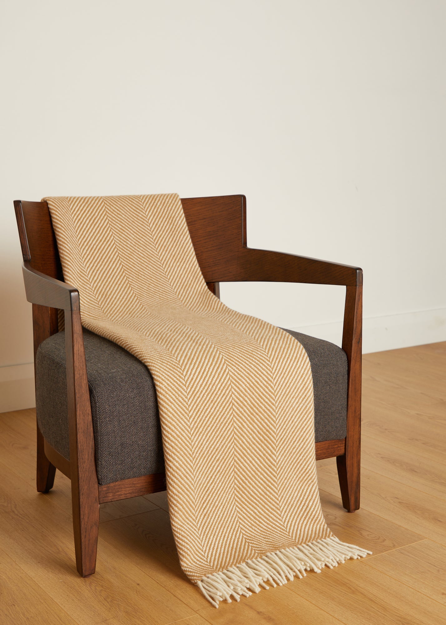 Foxford, Camel/White Herringbone Merino Throw