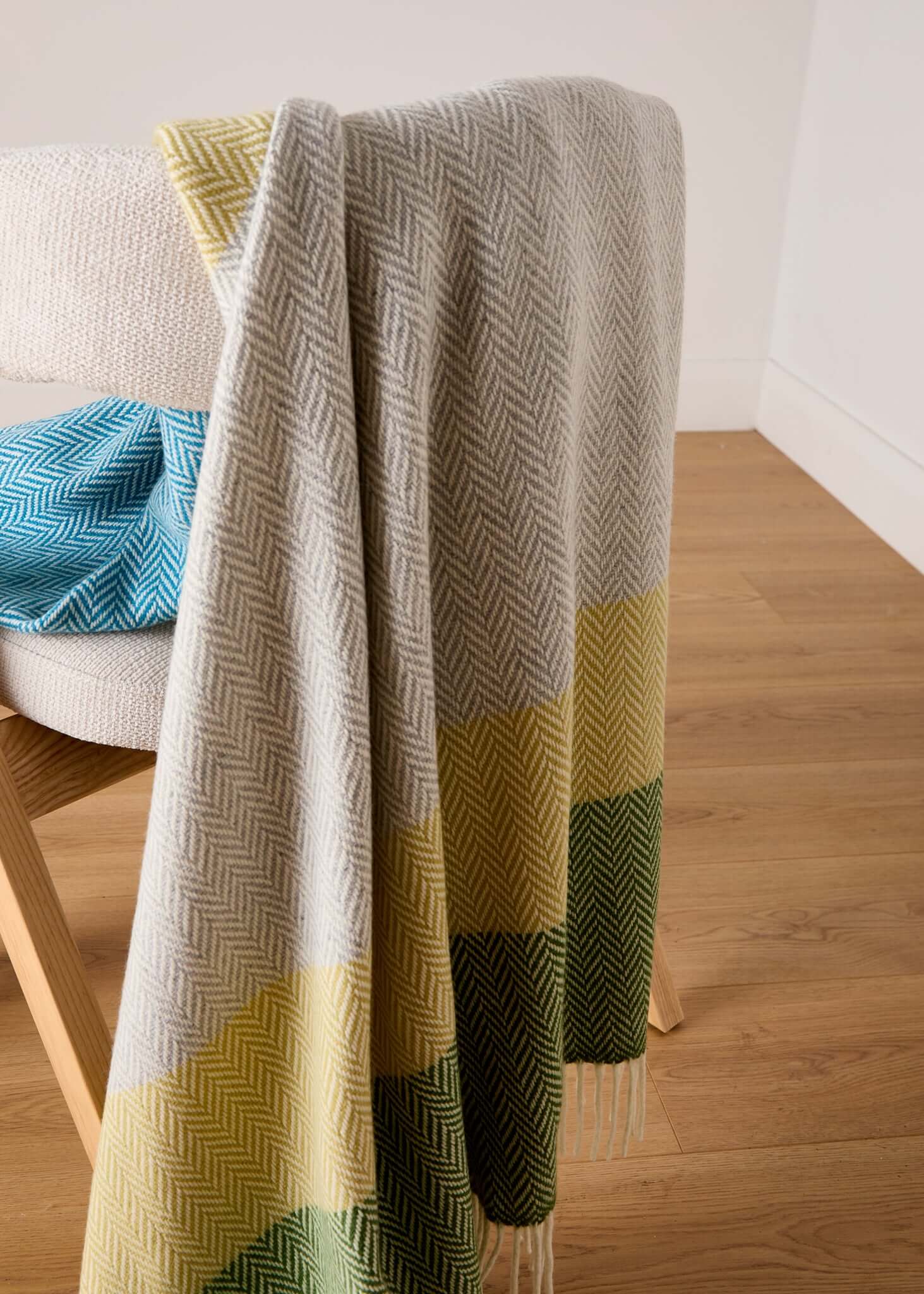 Foxford, Garavogue Cashmere and Lambswool Throw