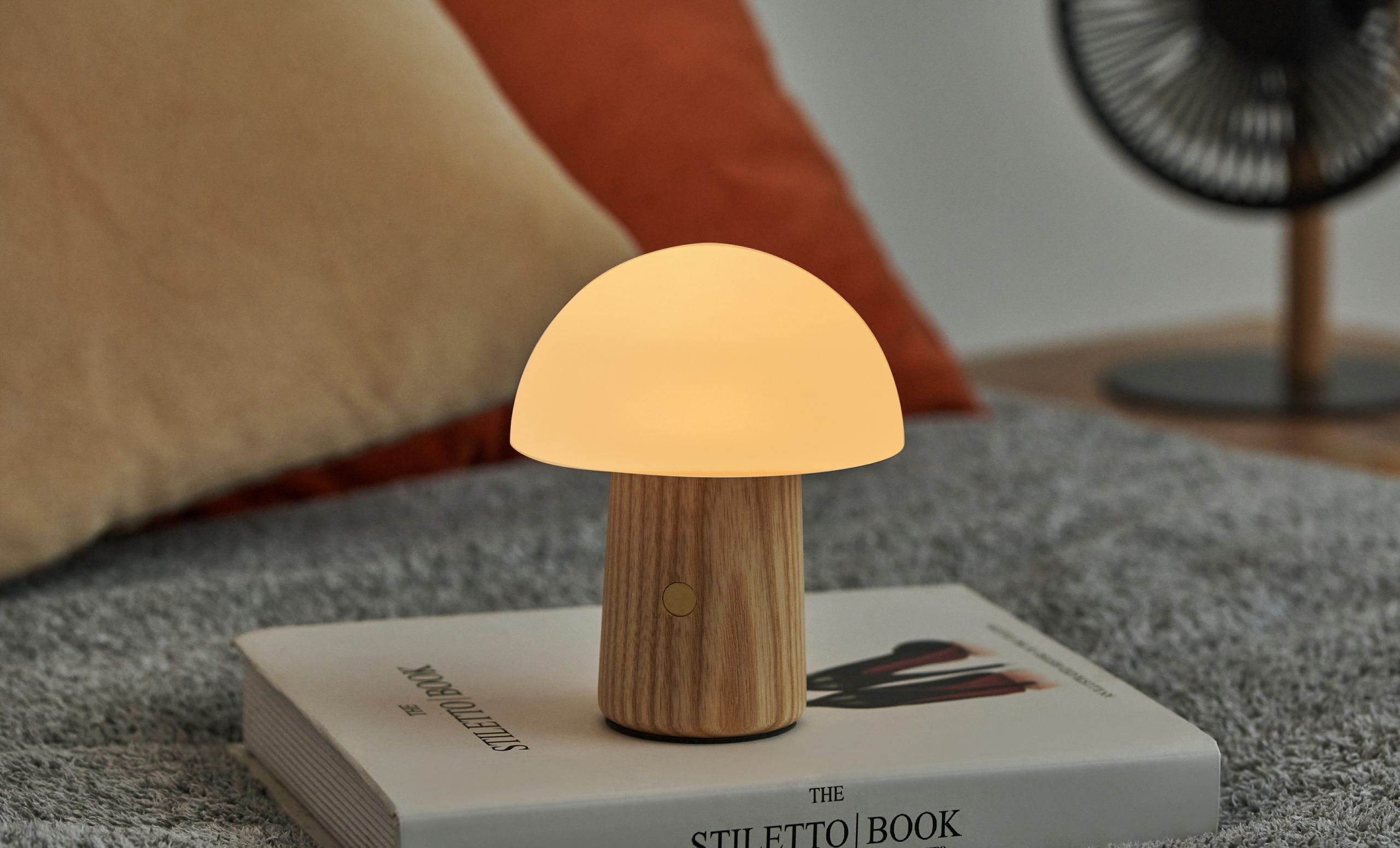 Gingko, Mini Alice Mushroom Lamp White Ash
