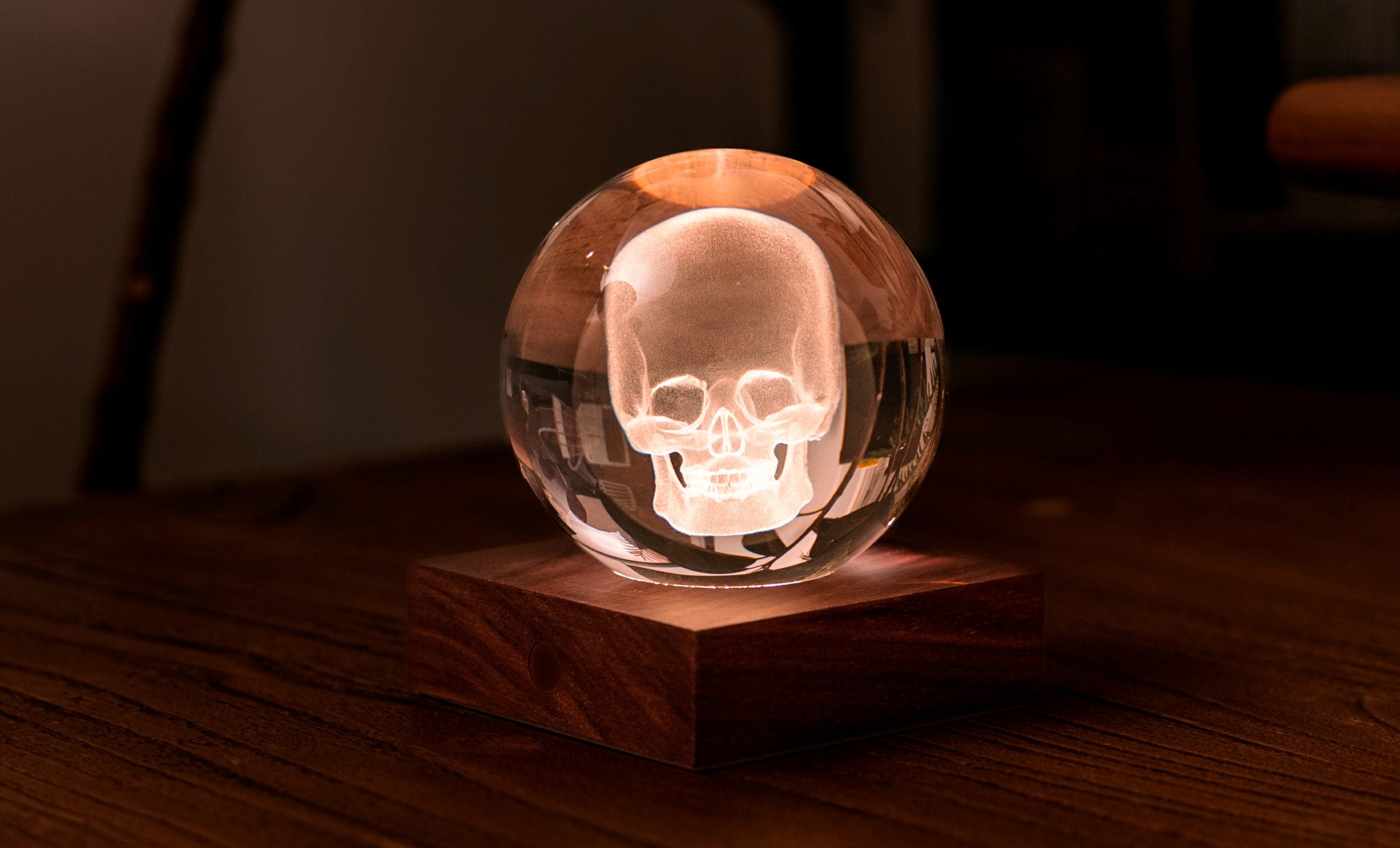 Gingko, Skull Amber Crystal Light