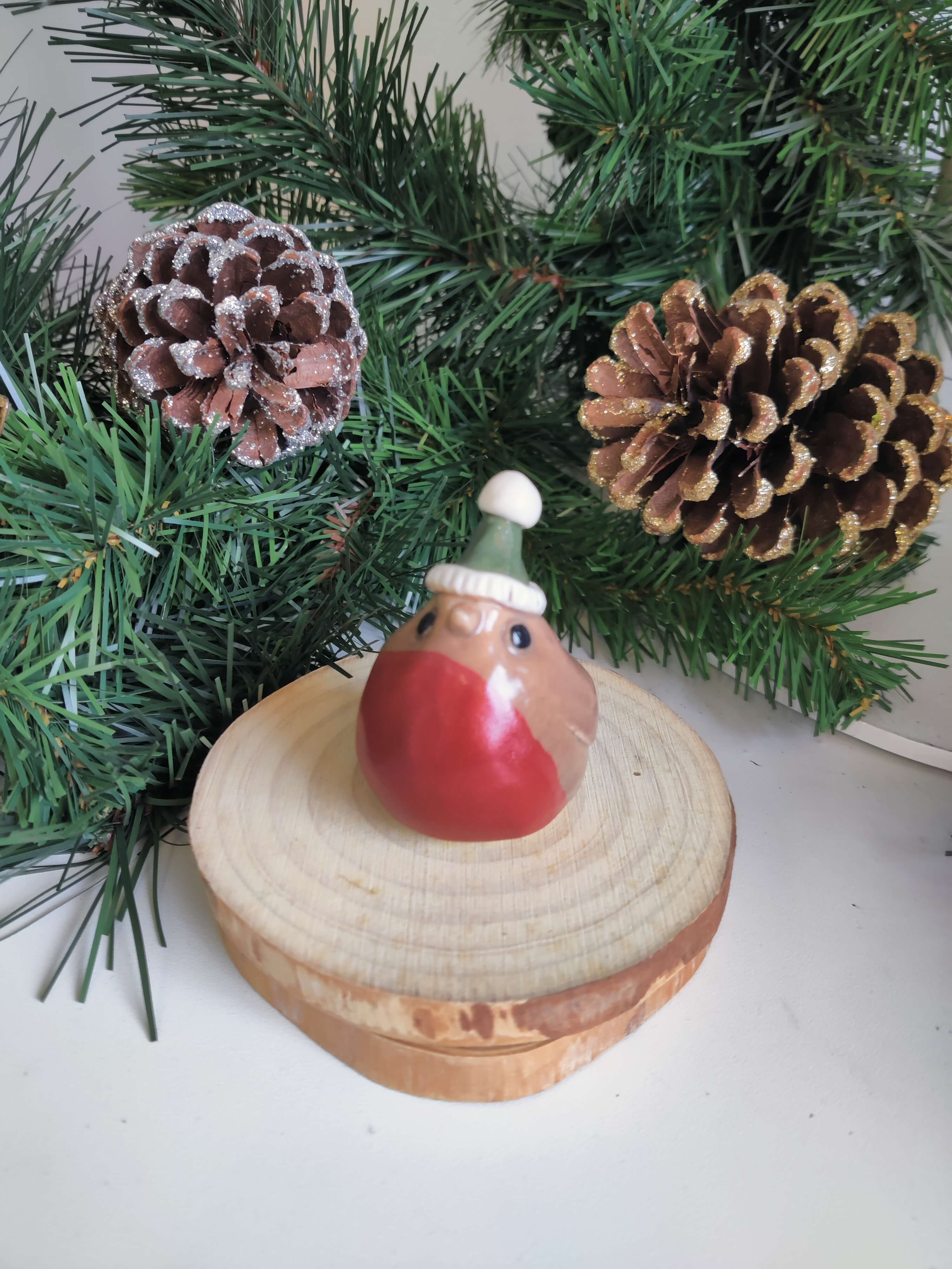 Ann Robey, Large Christmas Robin