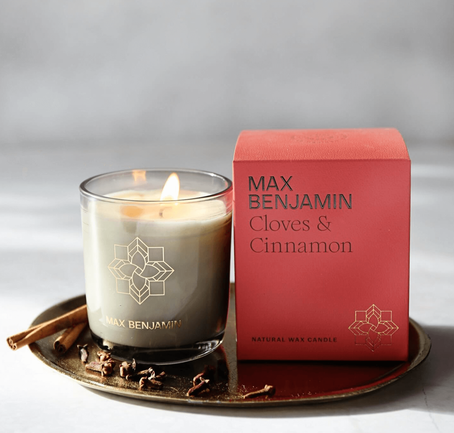 Max Benjamin, Cloves & Cinnamon Candle