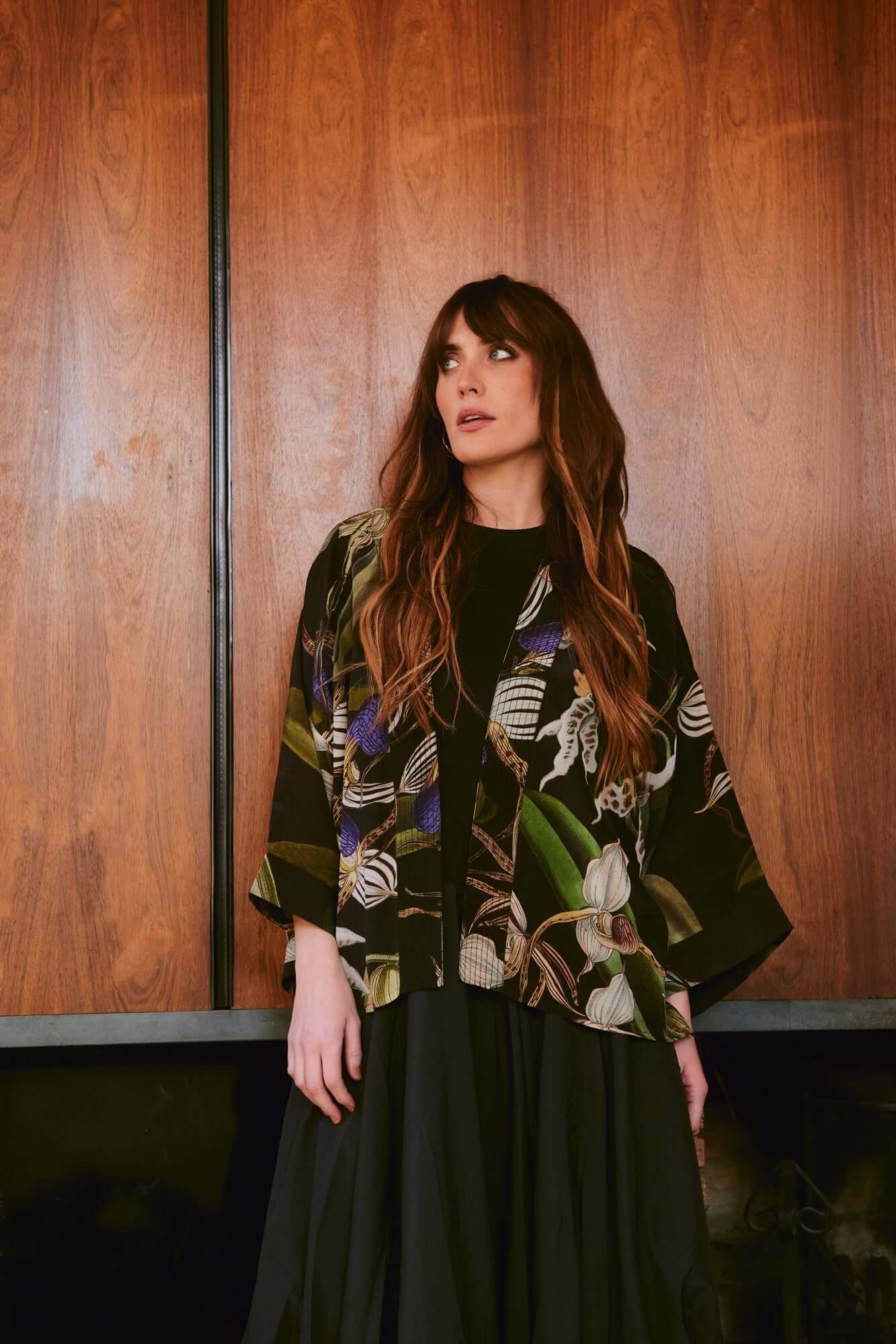 One Hundred Stars, Orchid Black Crepe Kimono
