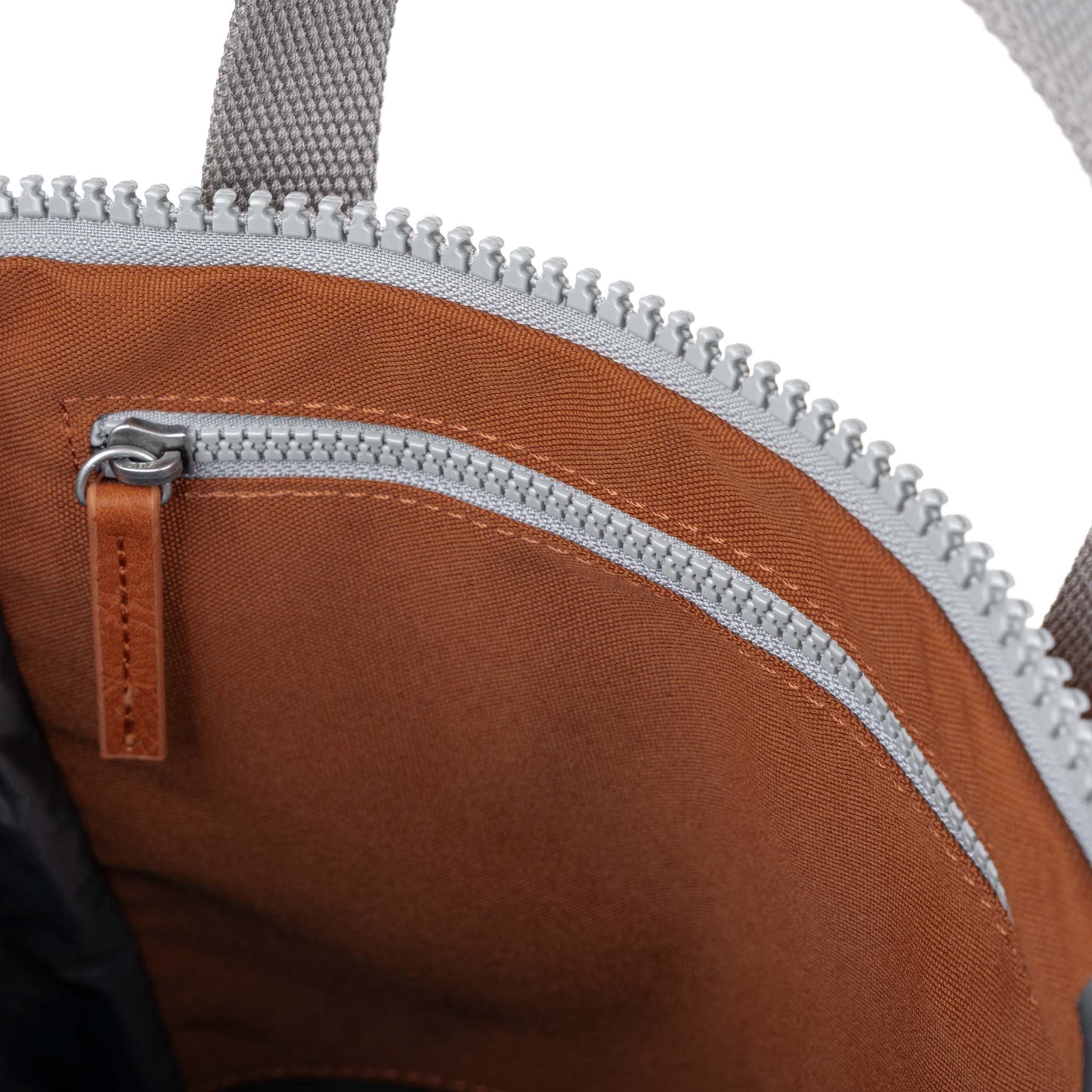 Roka, Finchley A Medium Canvas Backpack Bran