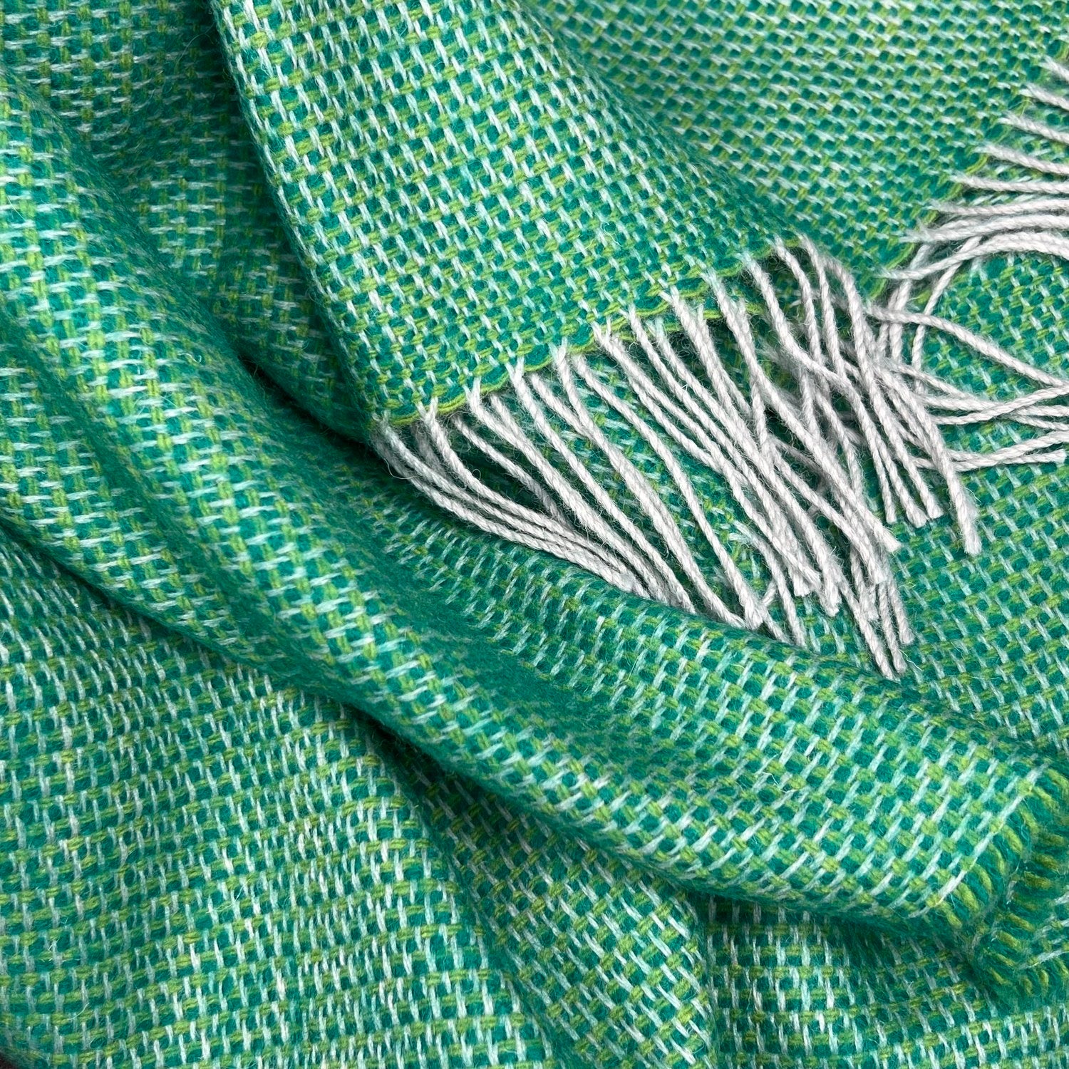 McNutt of Donegal, Collection Summer Green Throw