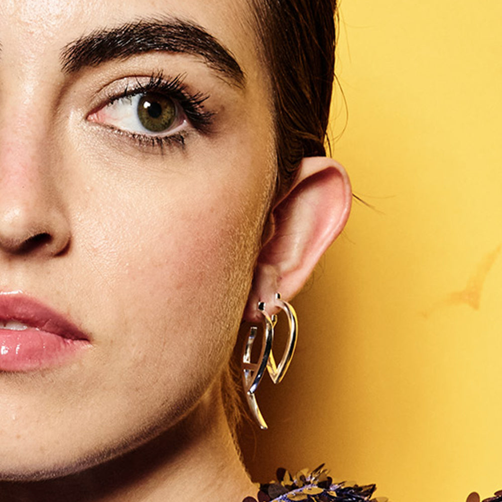 Toolally earrings top
