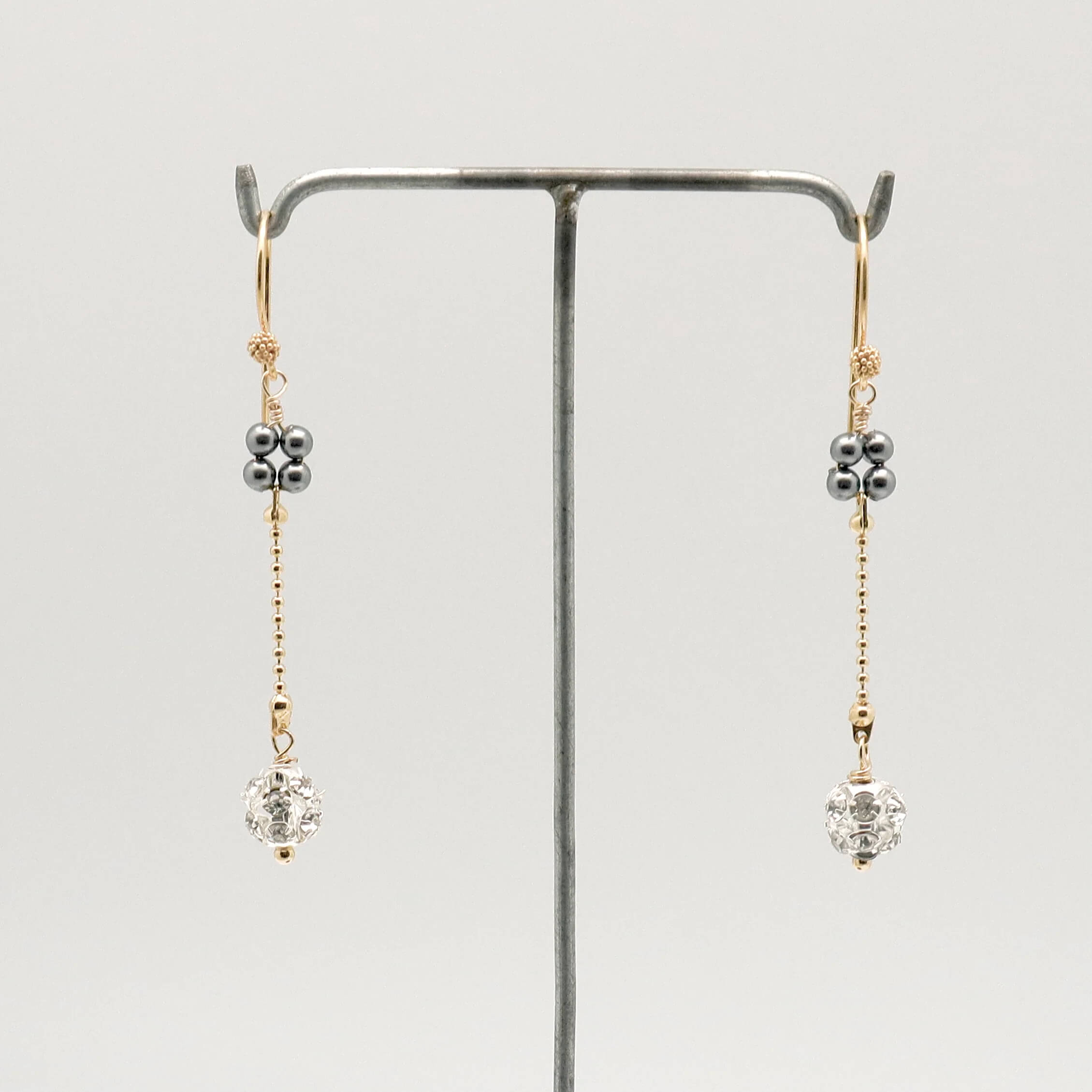 Vivien Walsh, Lisa Earrings