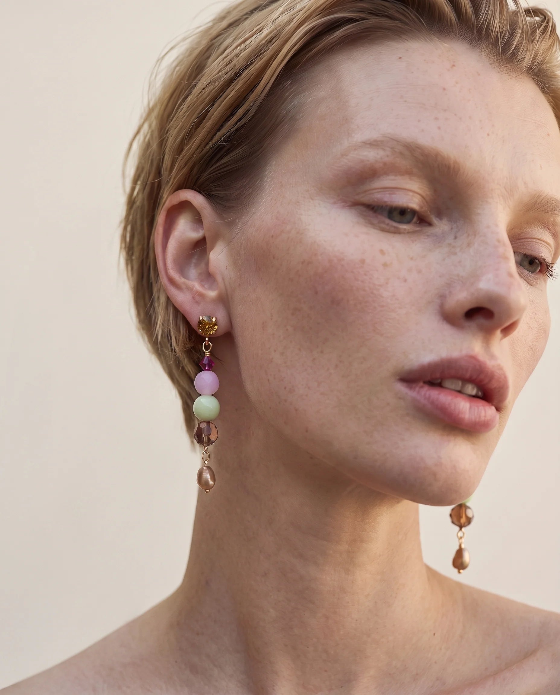 Vivien Walsh, Samara Earrings