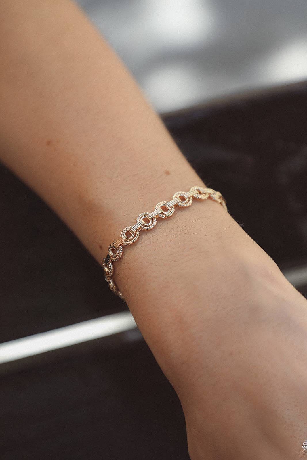 Waekura, Mahan Bracelet