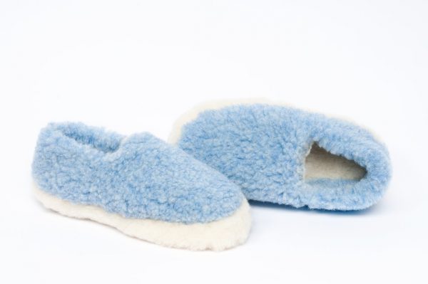 Slippers Blue size 6